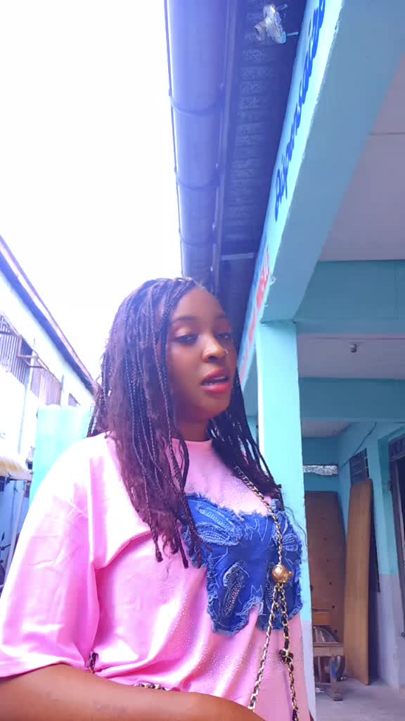 @Roro c&oelig;ur&hearts;️
