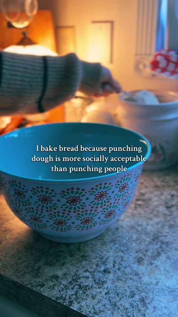 @TheGrandmaCottage &bull; 🪞🕯️🪿