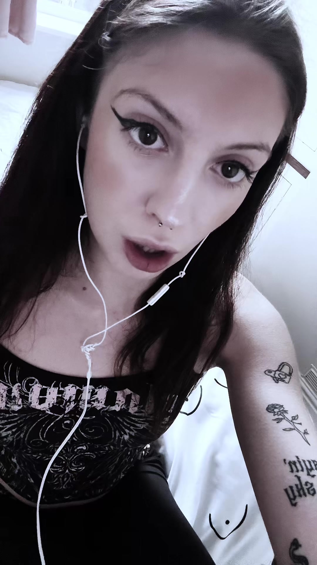 @Gh$stgirlxo 🦇🖤
