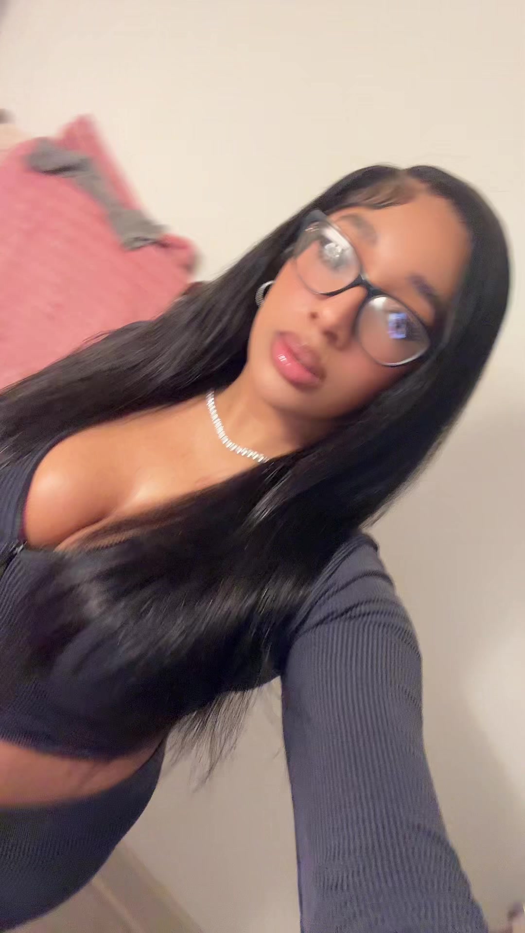 @Shylaprettyasl