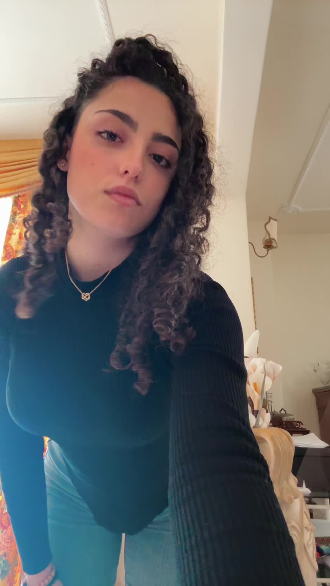 @ELEONORA🦋