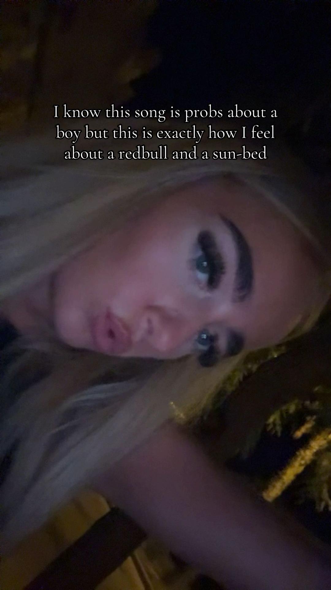 @💕𝓒𝓱𝓪𝓻𝓵𝓮𝓲𝓰𝓱 💕