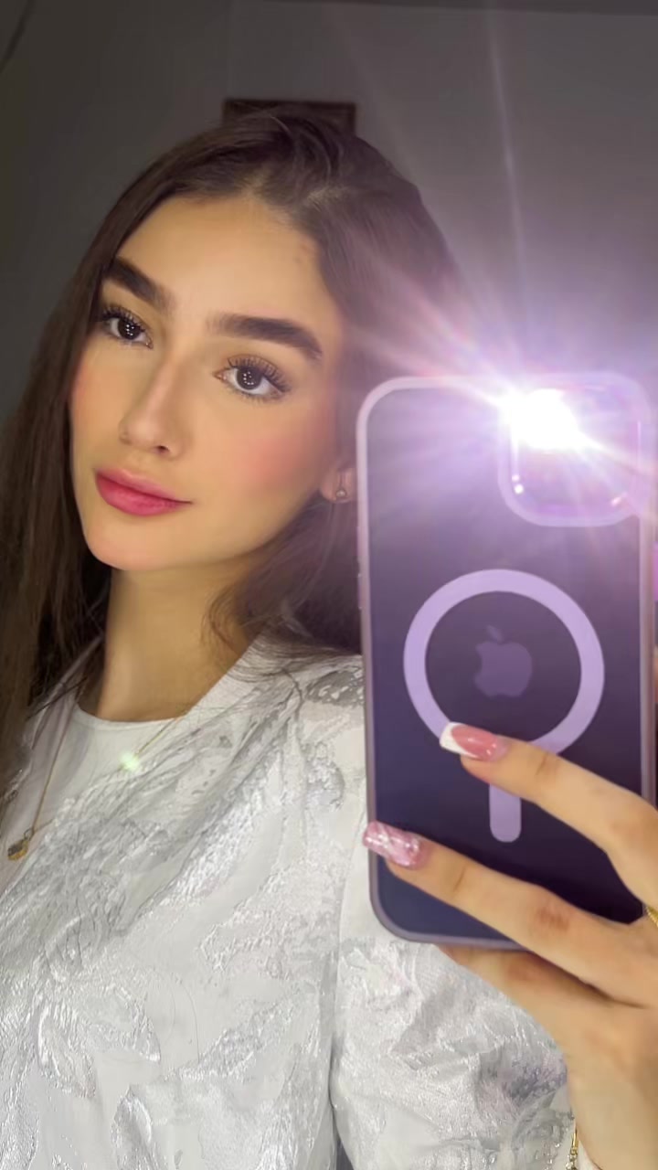 @valecastrro2