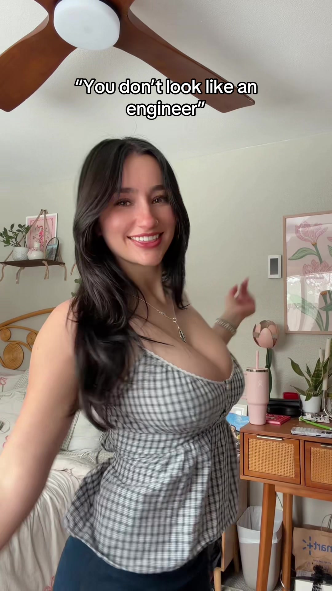 Devon (@devon.shae) - Urlebird