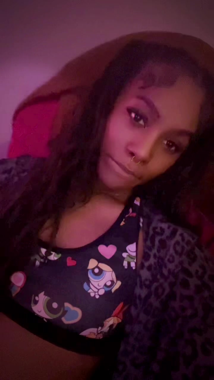 @quewchii