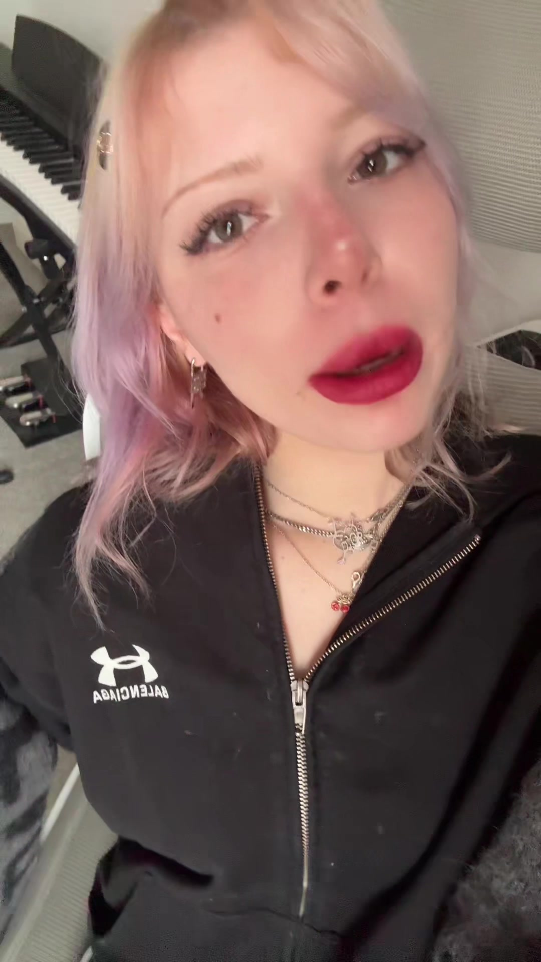 @🫩