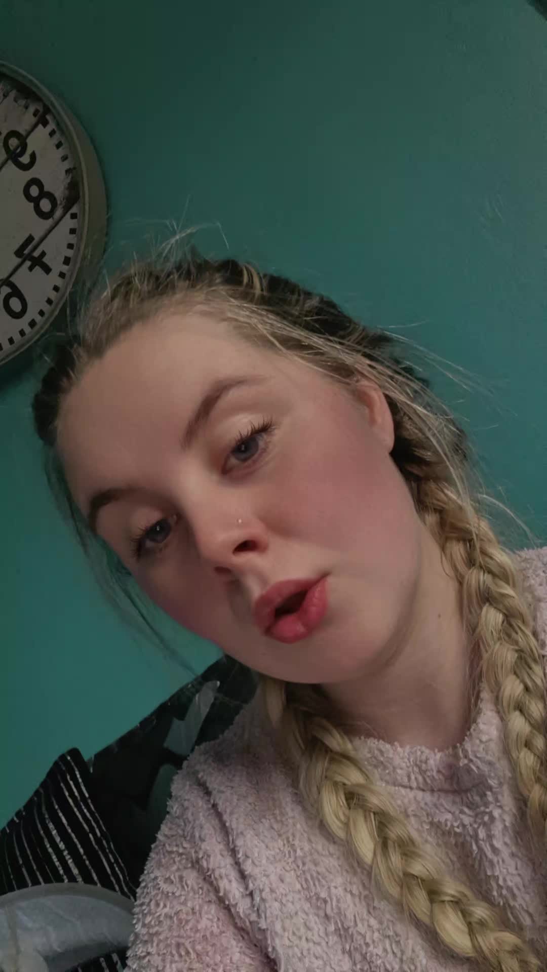@Dione Lorimer