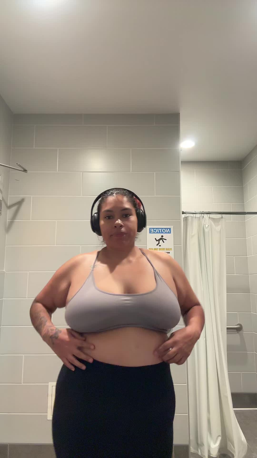 @Misschingona😜🖤