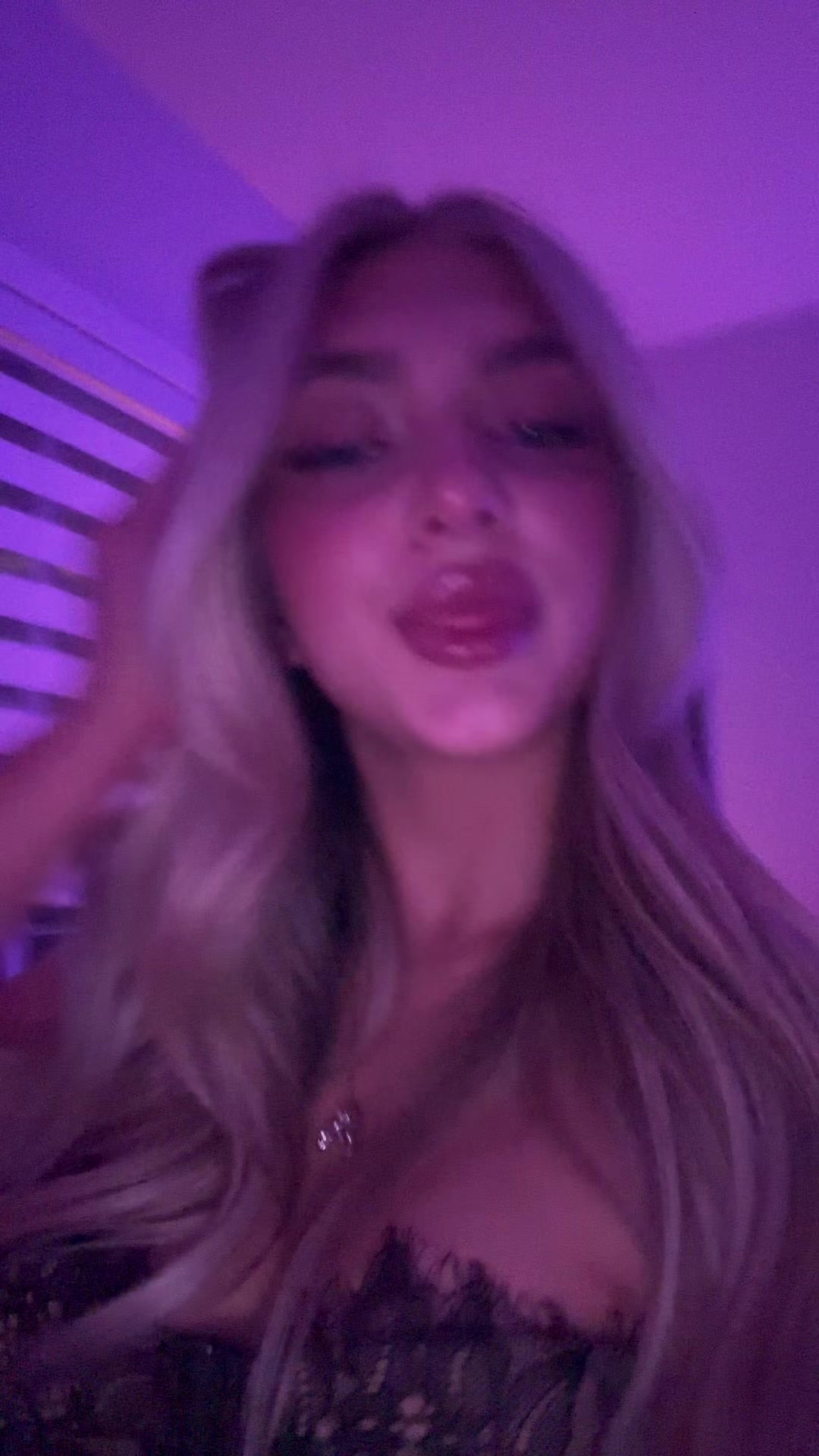 @🥂ri