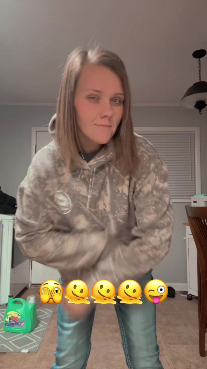 @LaceyNicole
