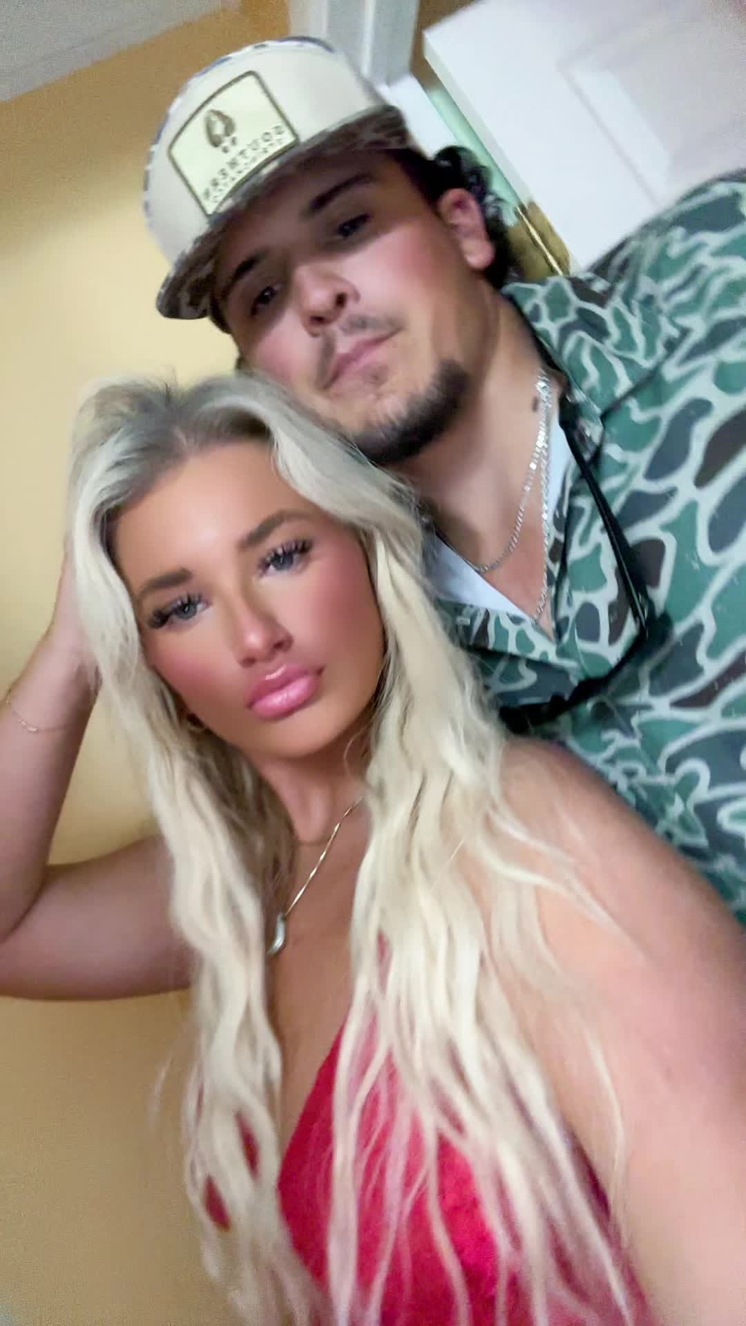 @Lacinator🍸💖🐆🪩