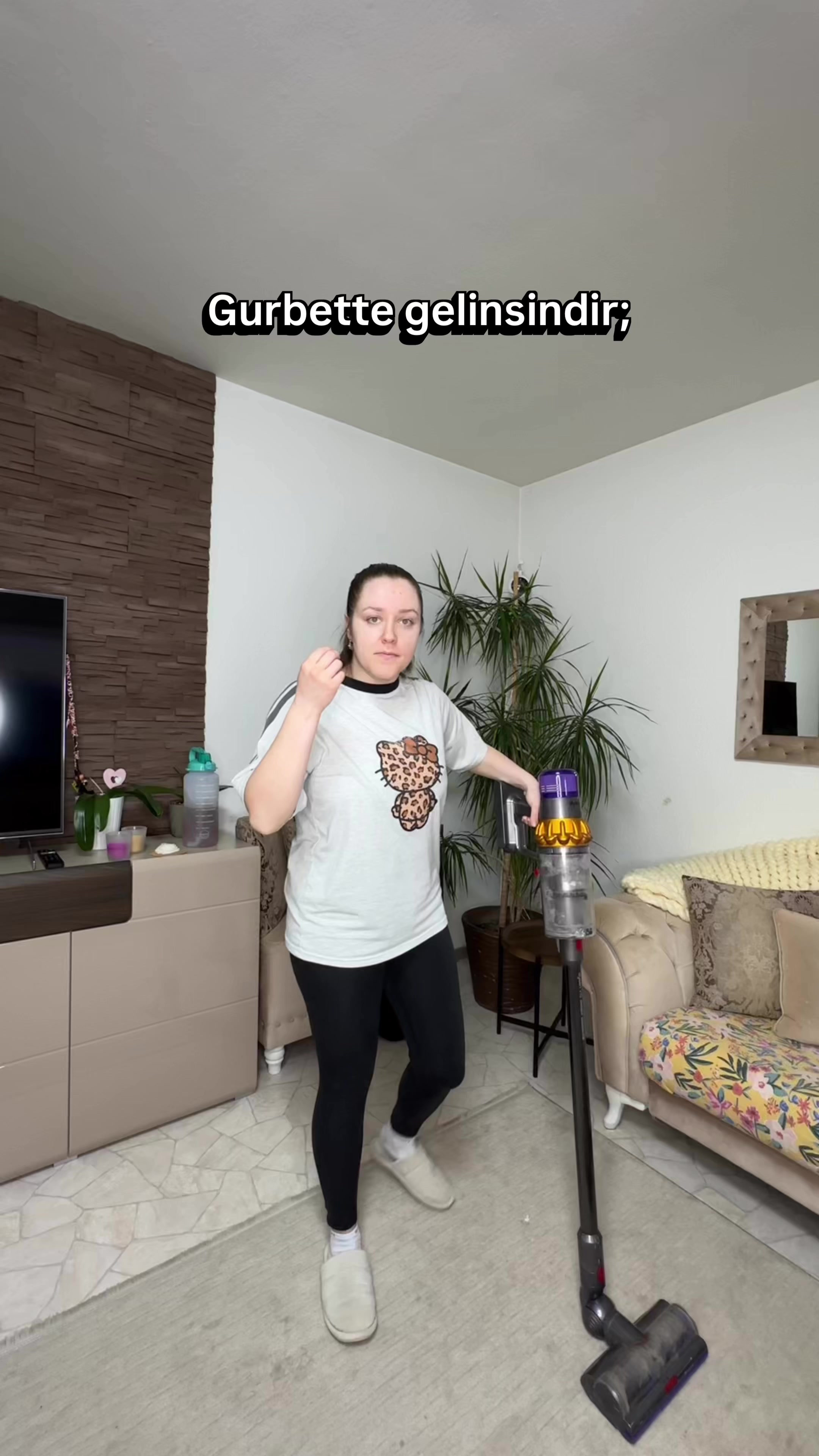 @Ece &Ouml;zlem