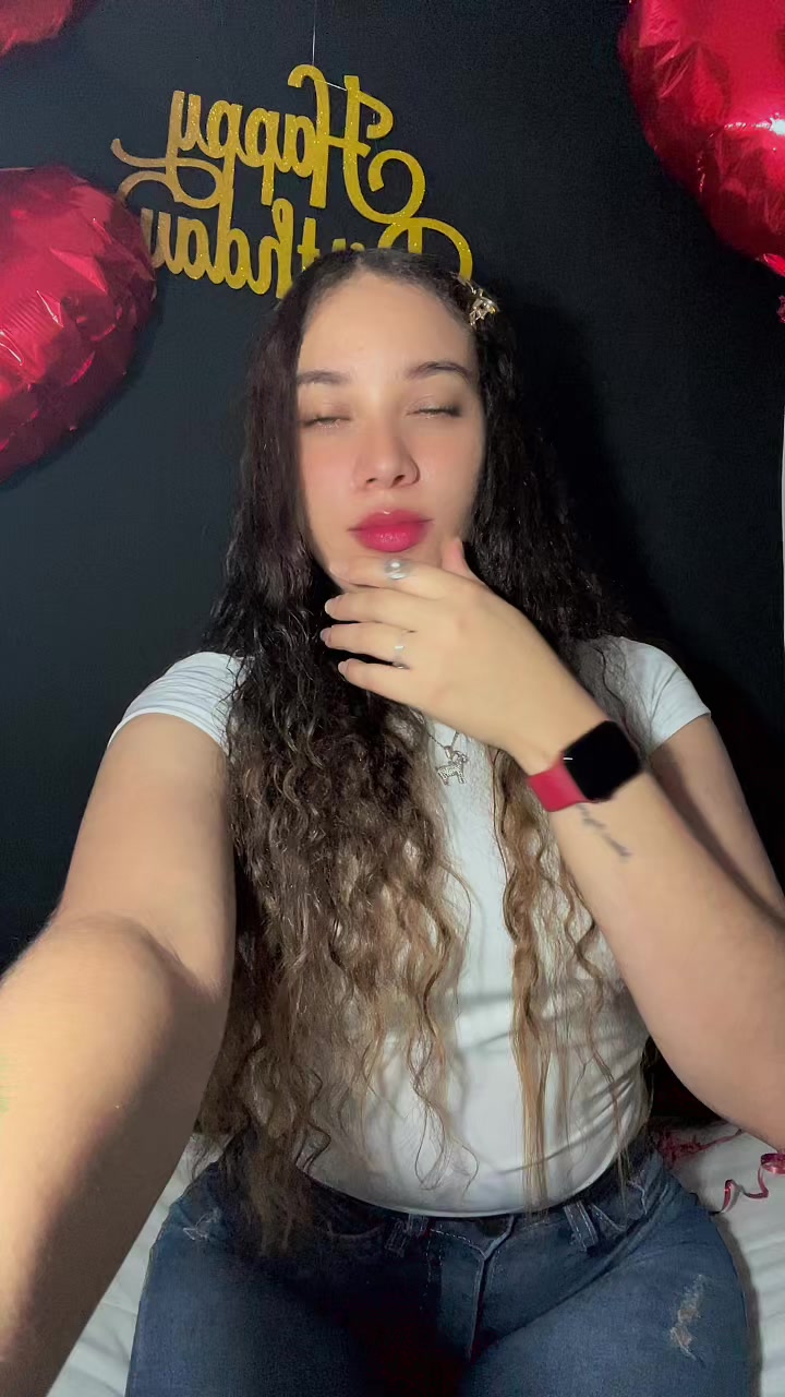 @La_chey_0909