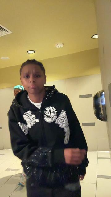 @Nizzy_mack