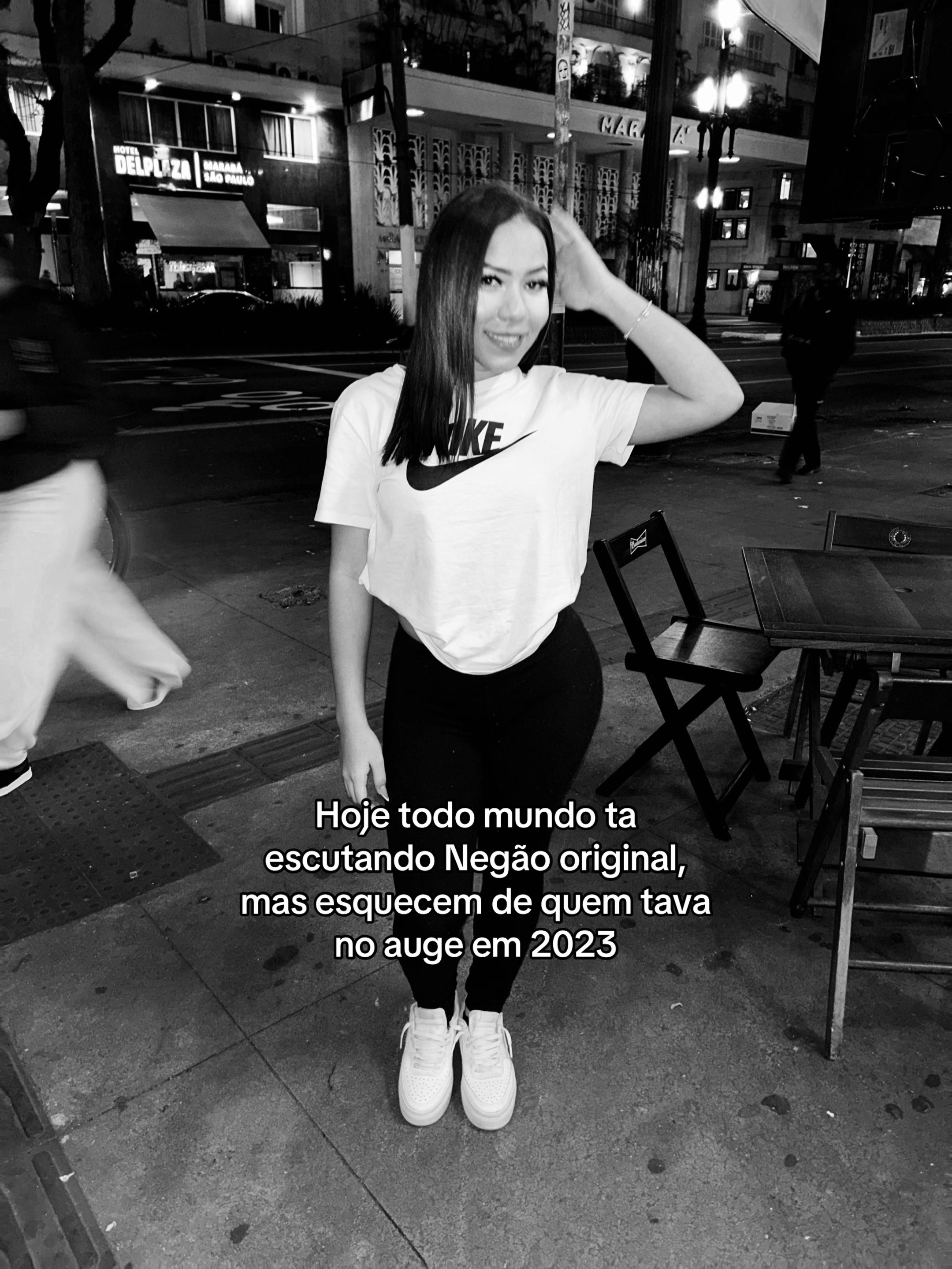@Vit&oacute;ria