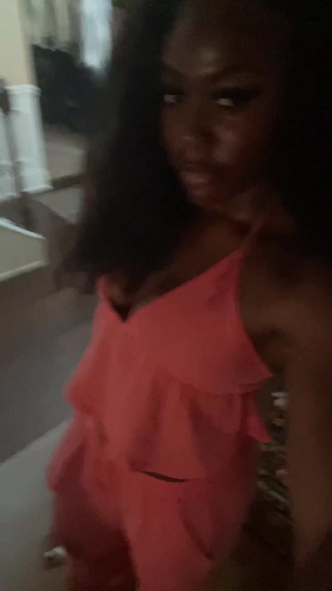 @Banana 🍌 👩🏾&zwj;❤️&zwj;💋&zwj;👩🏽