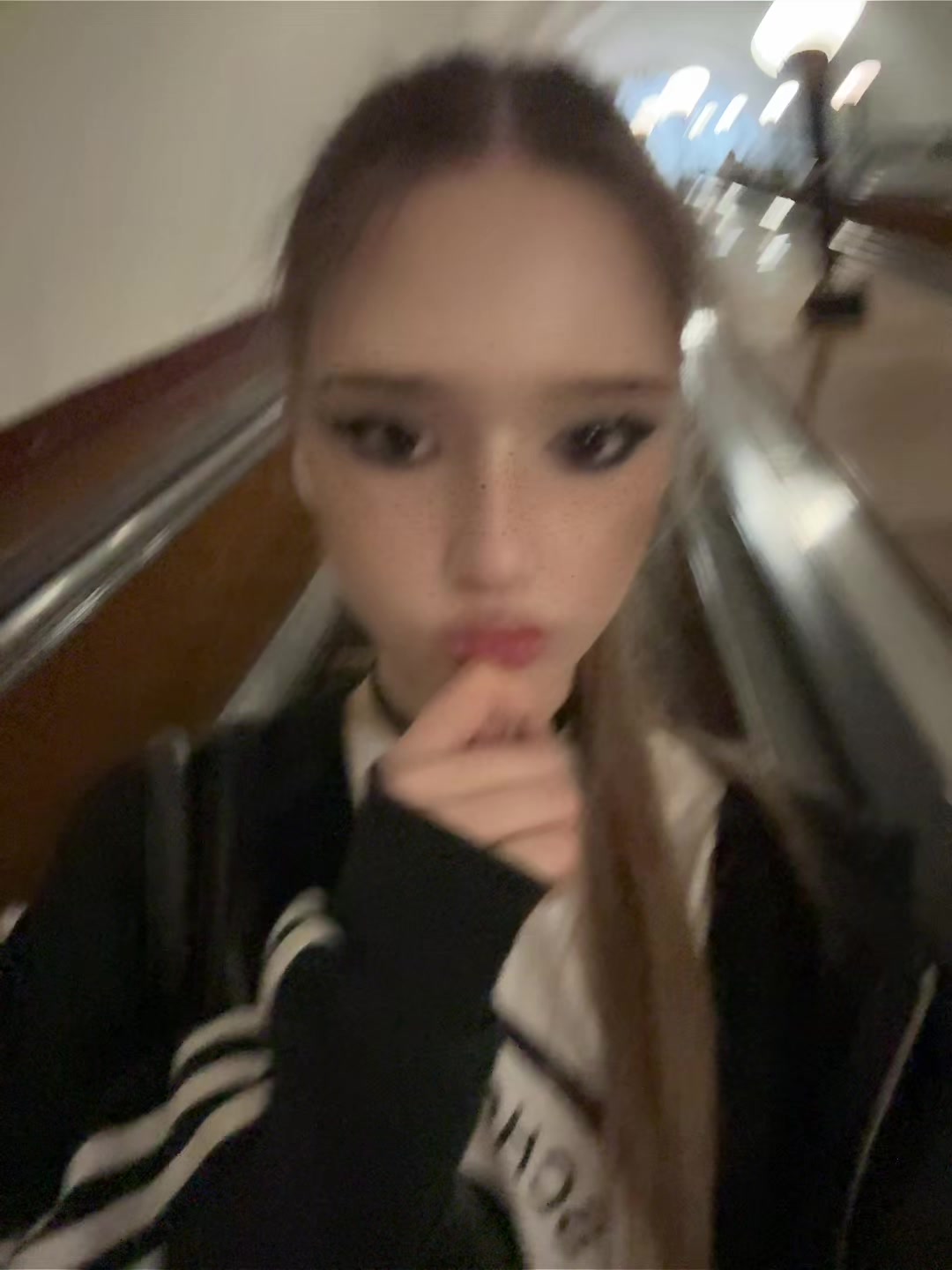 @Пчела