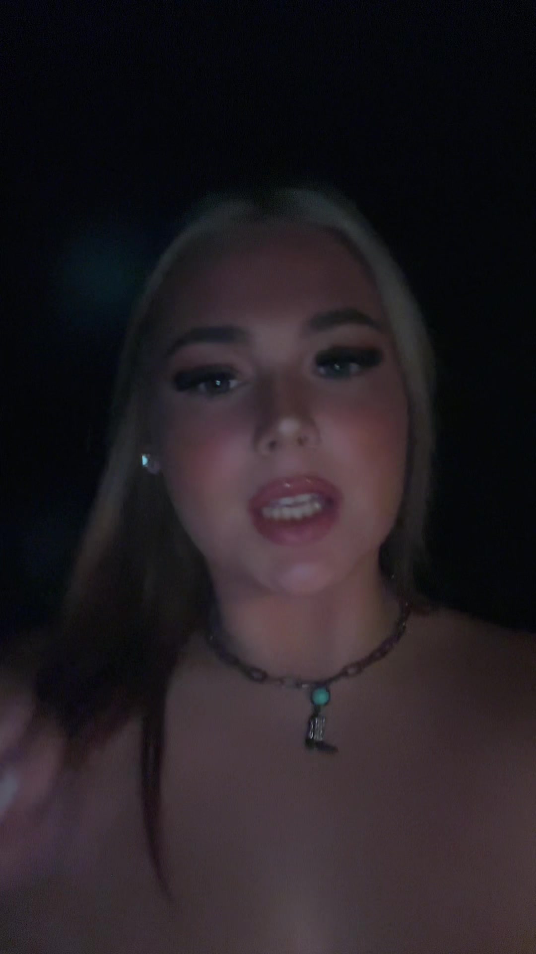 @Zo&euml;