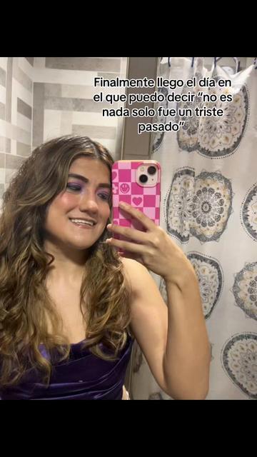@Vicky🐈👸💜