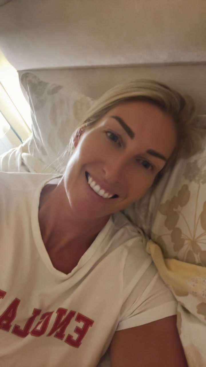 @tallandblonde_xo