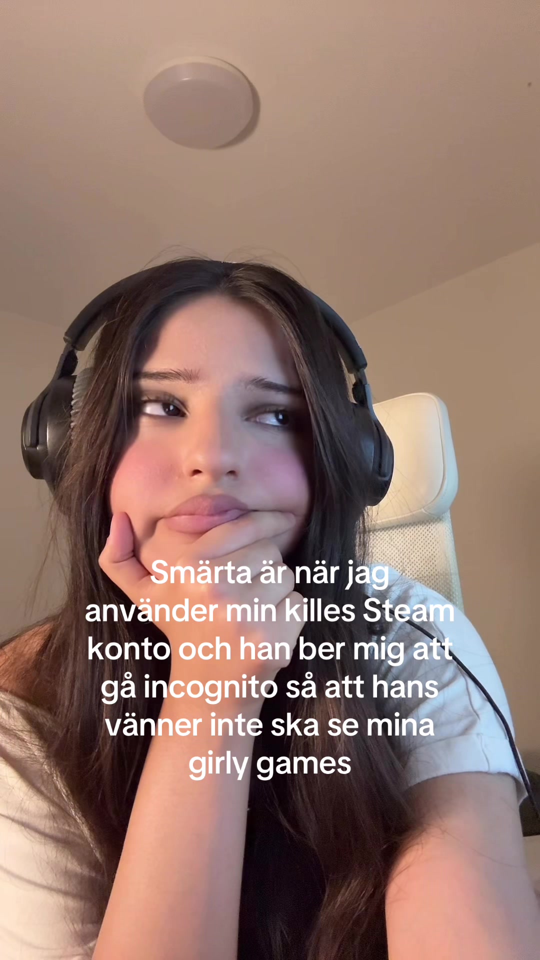 @Eloshi