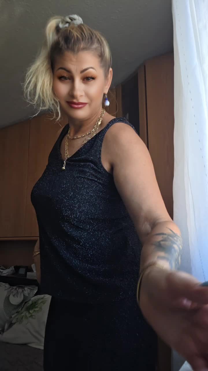 @Șefa Blondy🥰