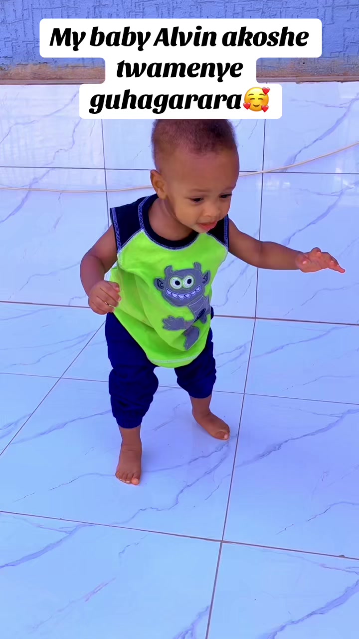 @Celie baby shop