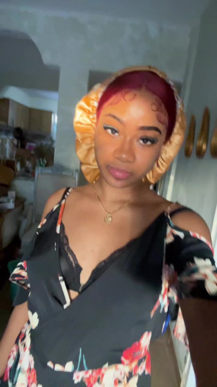 @𝓜𝓮𝓵𝓵🧚🏽&zwj;♀️