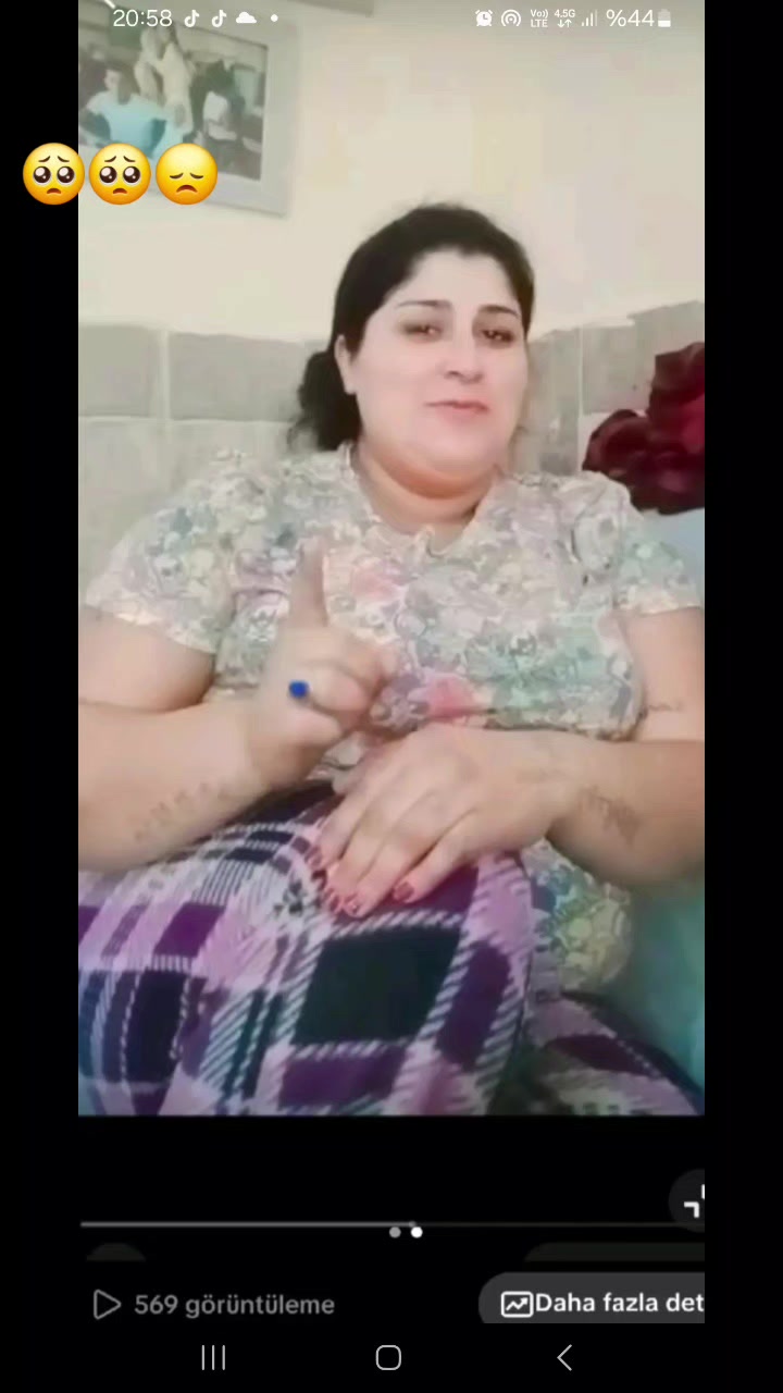 @Emine div