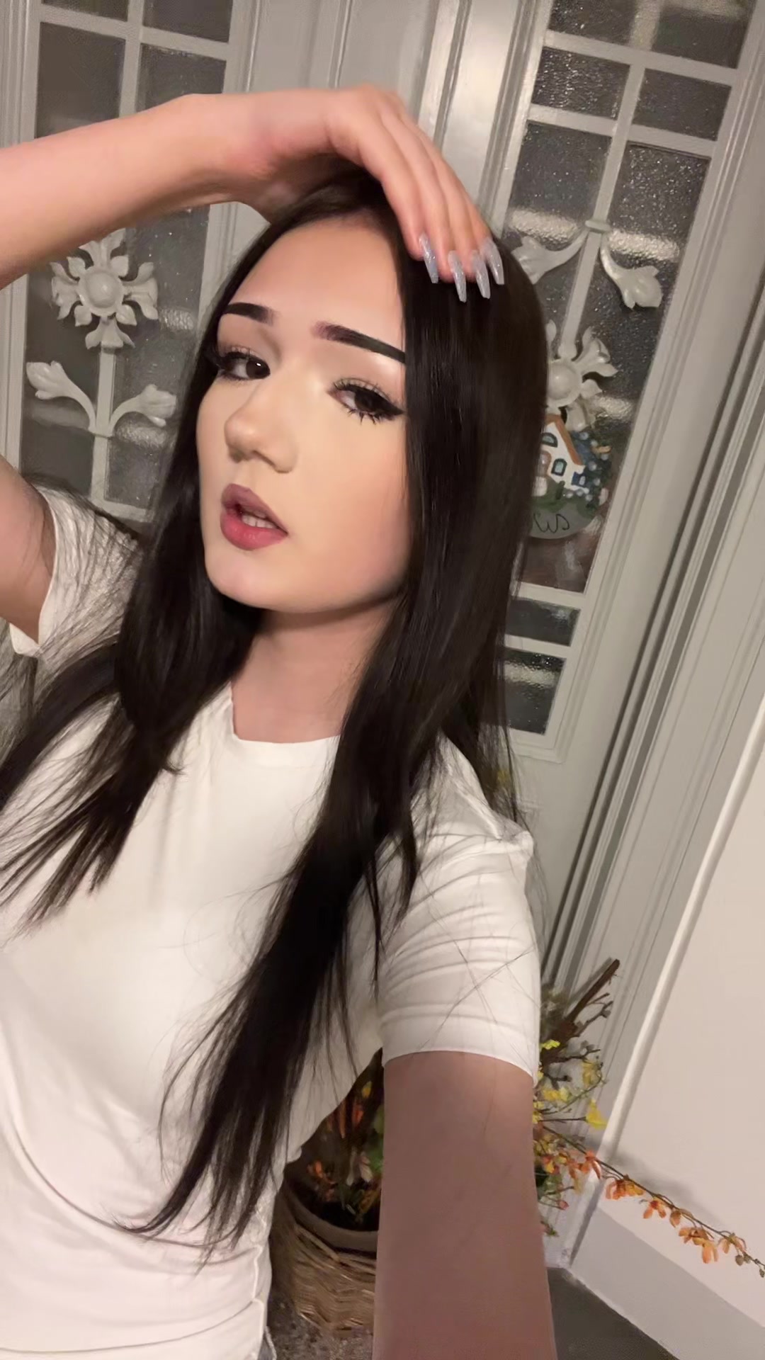 @lo_liki