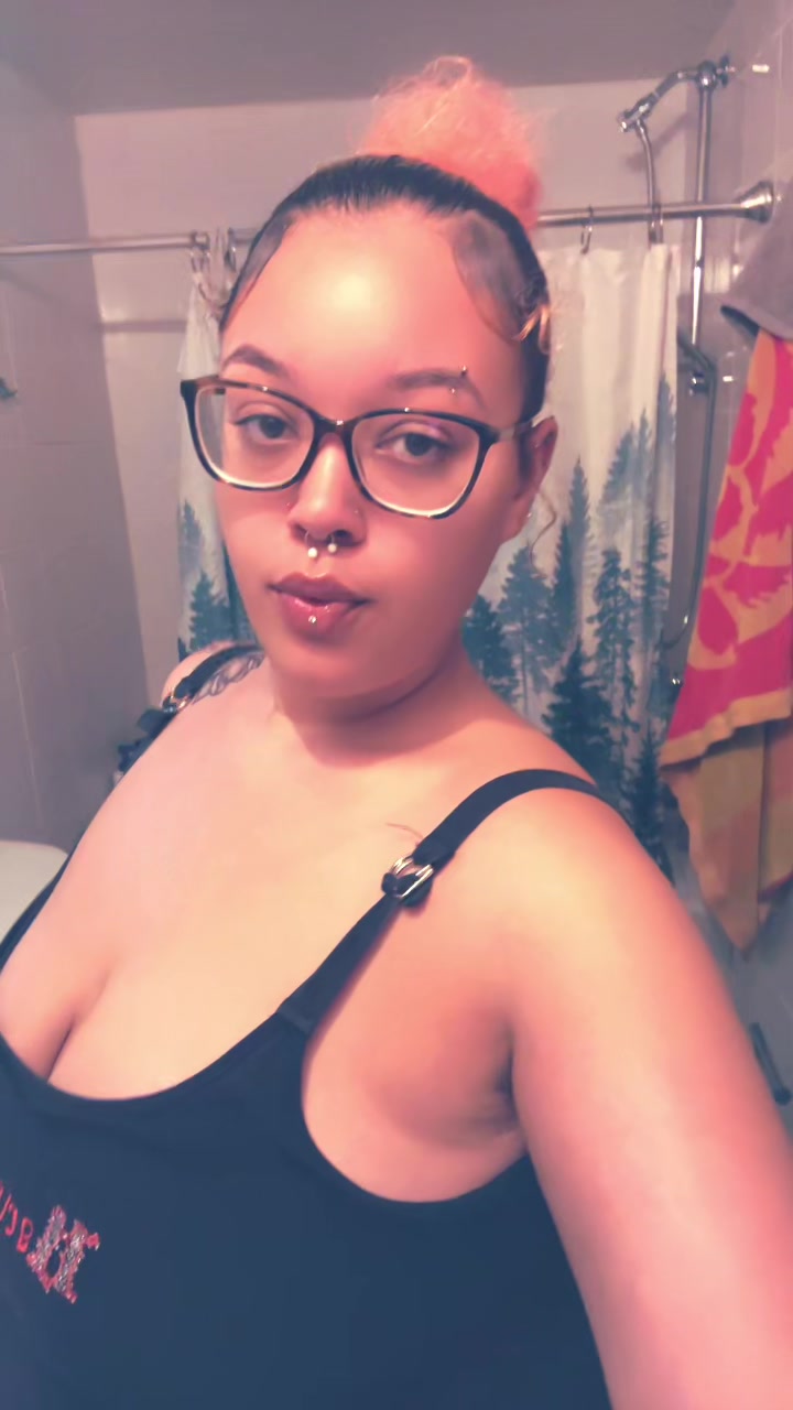 @thickbbria