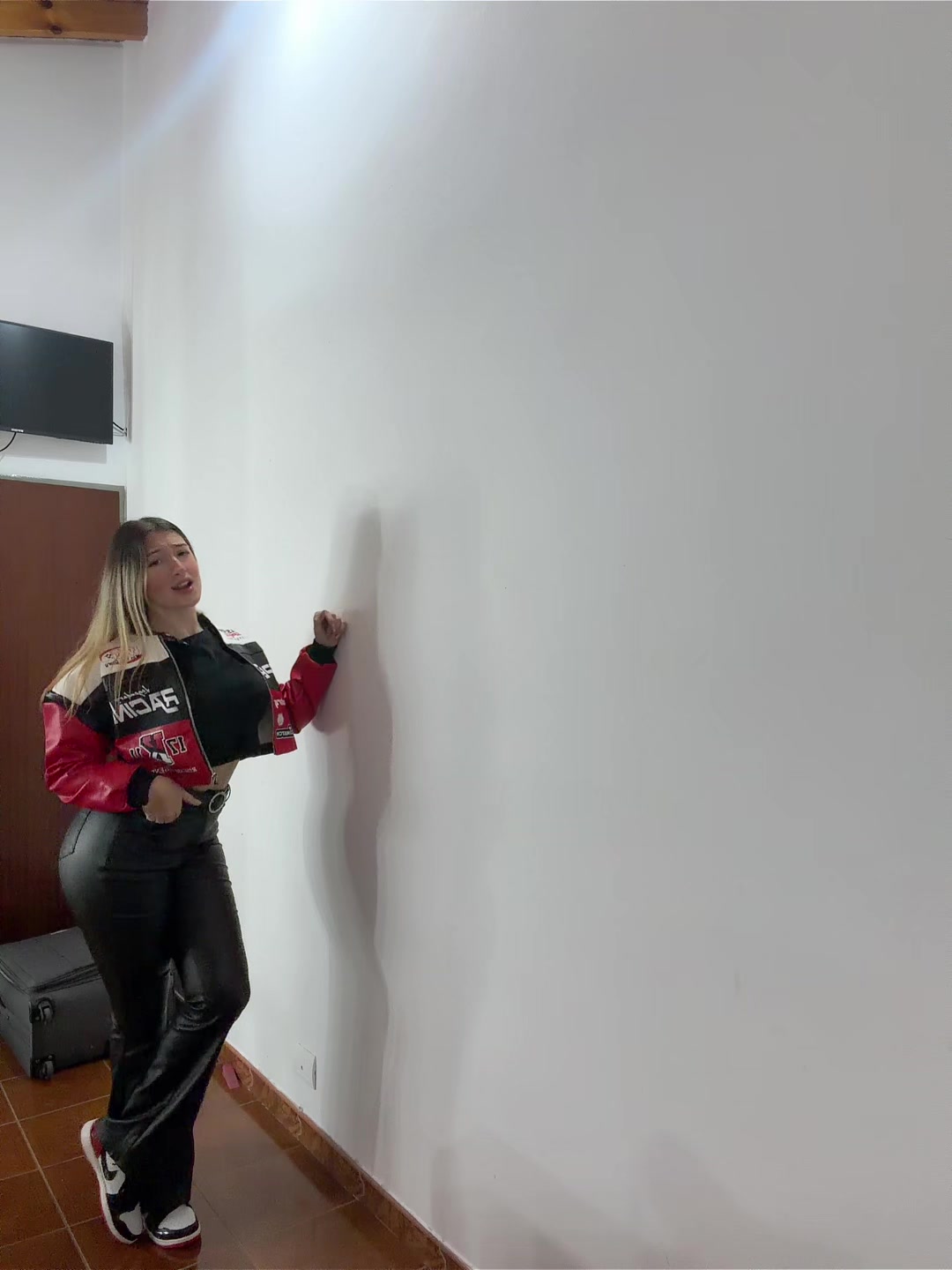 @𝘚𝘰𝘧𝘪𝘢 𝘊𝘢𝘯𝘥𝘦𝘭🏹