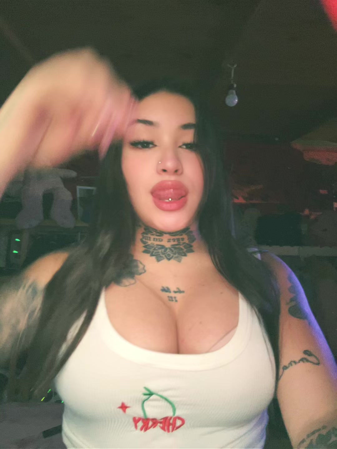 @𝒸𝒽𝒾𝓃𝒾𝒾 🐉