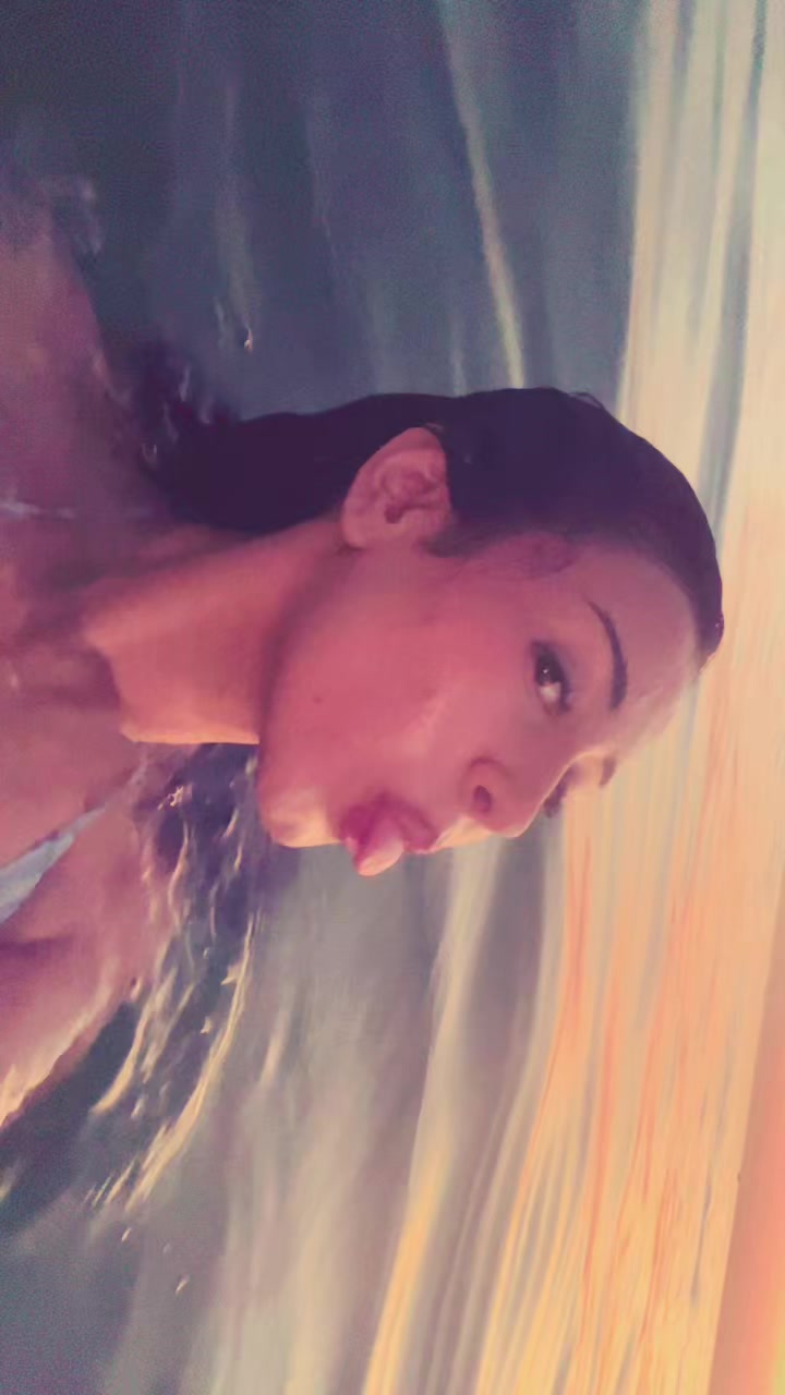 @ayeahvn