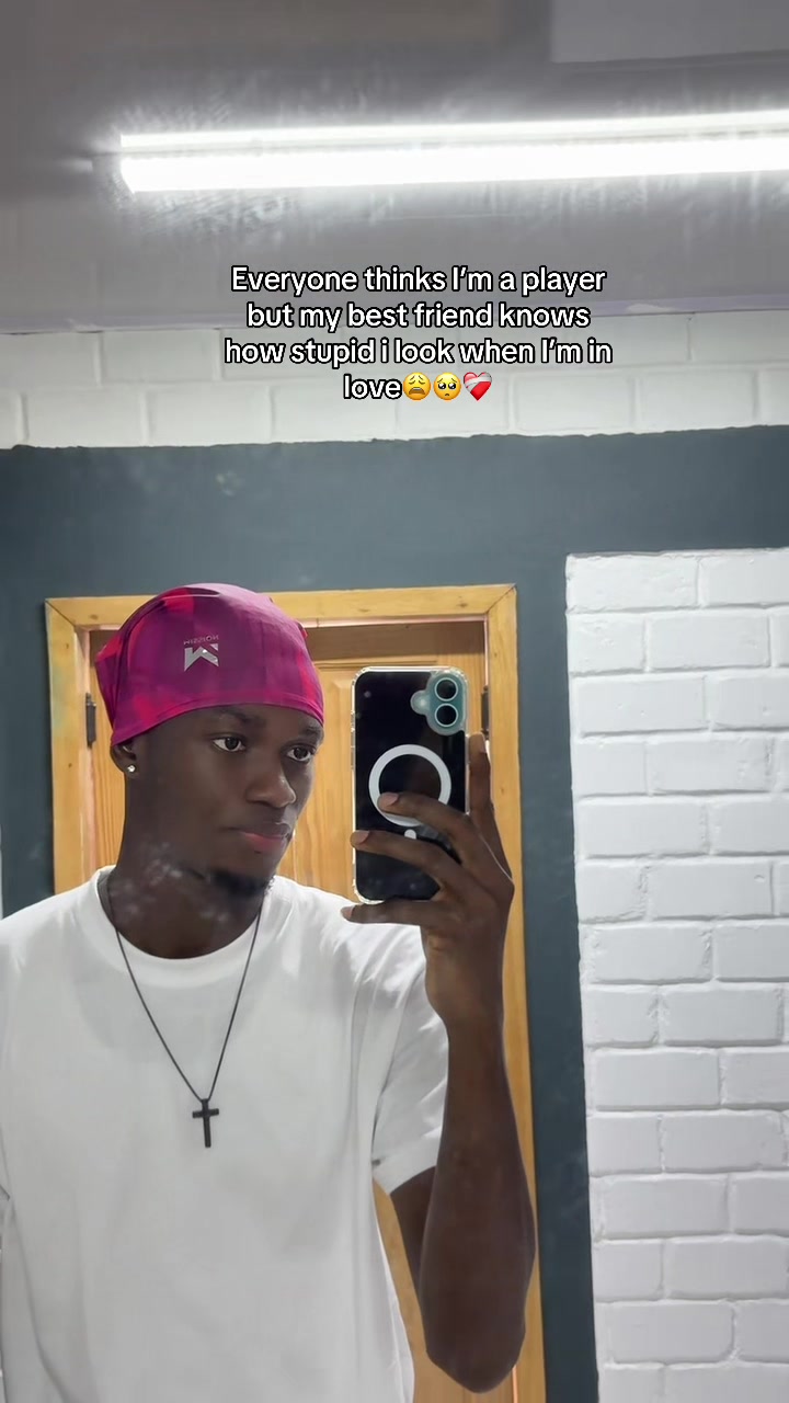 @KING OF COMPOSURE🤴