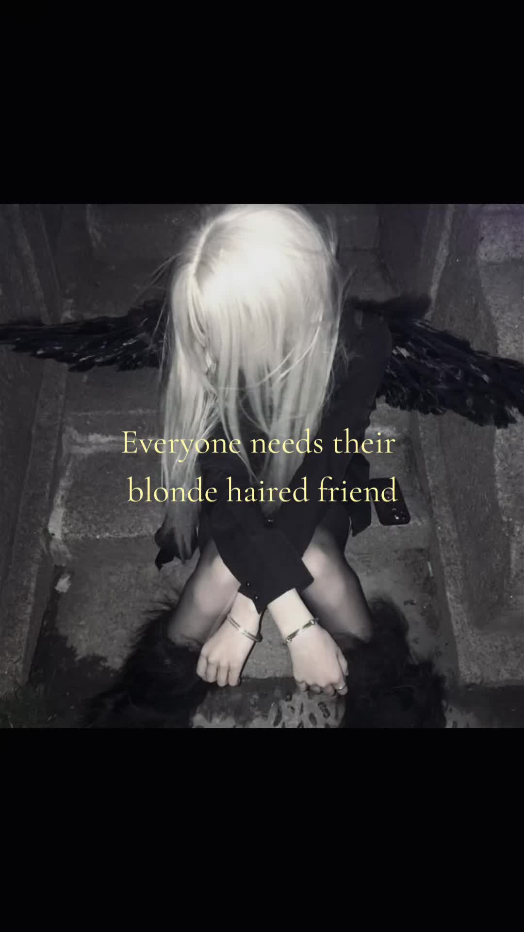 @♡𝖒𝖔𝖓𝖎𝖆♡