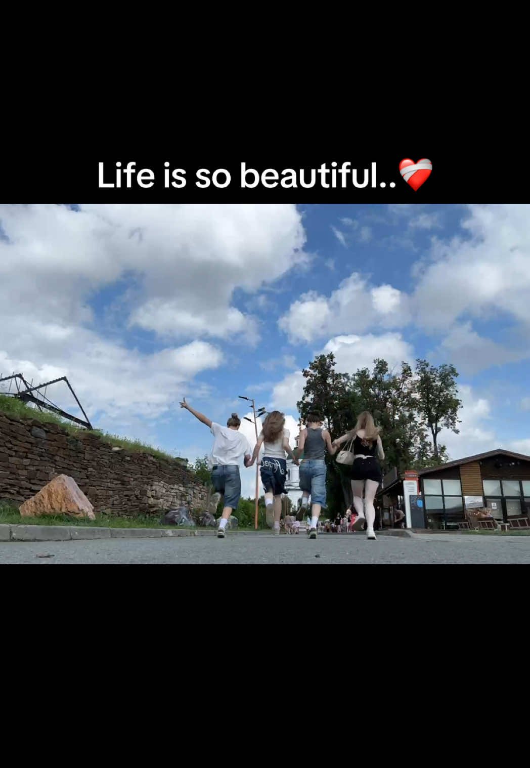 @lili