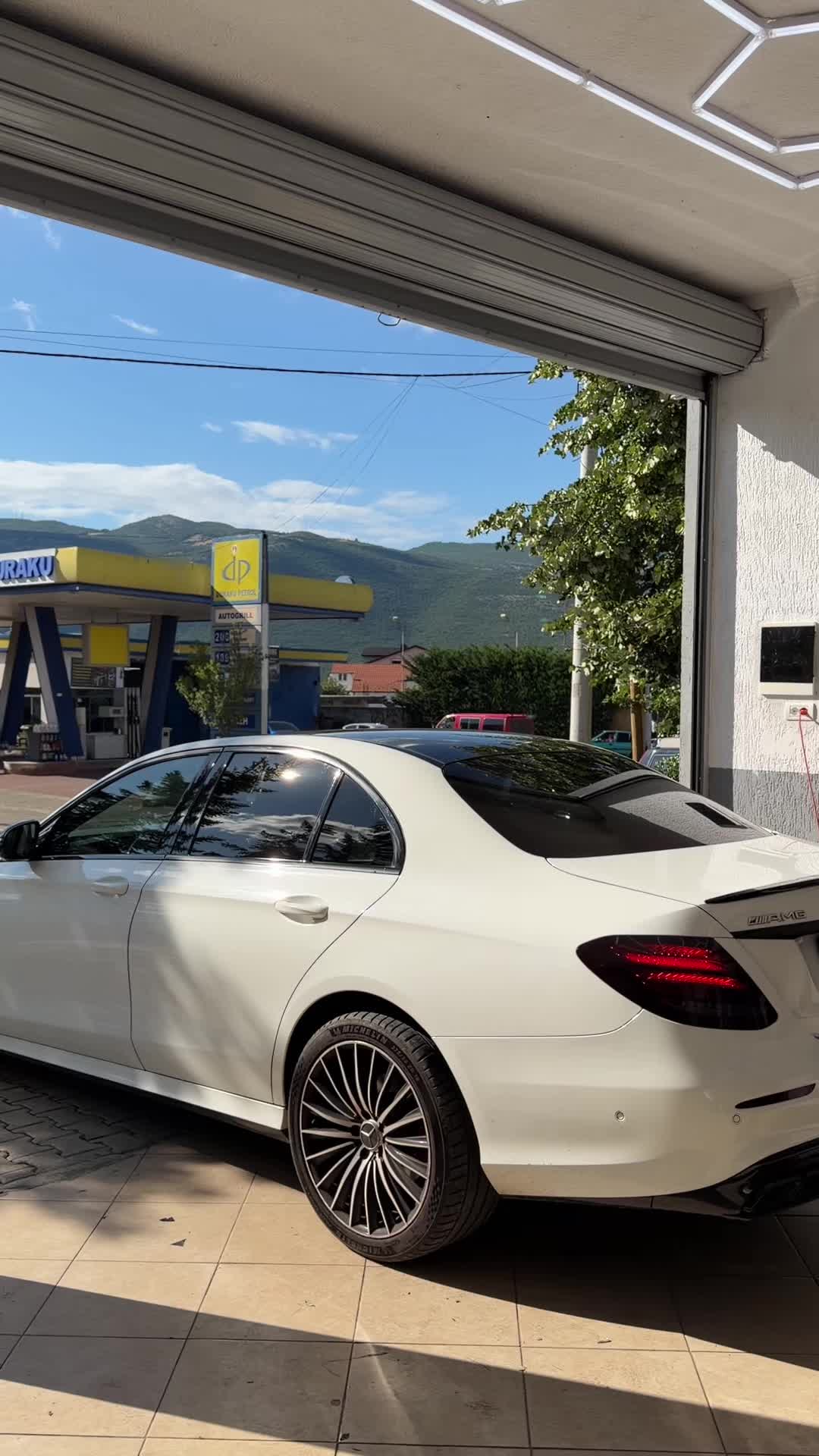 @Auto Duraku