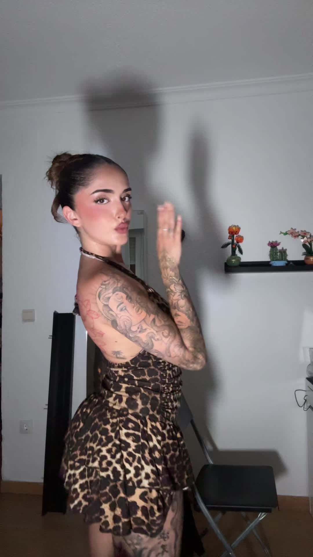 @Laurita🕷️