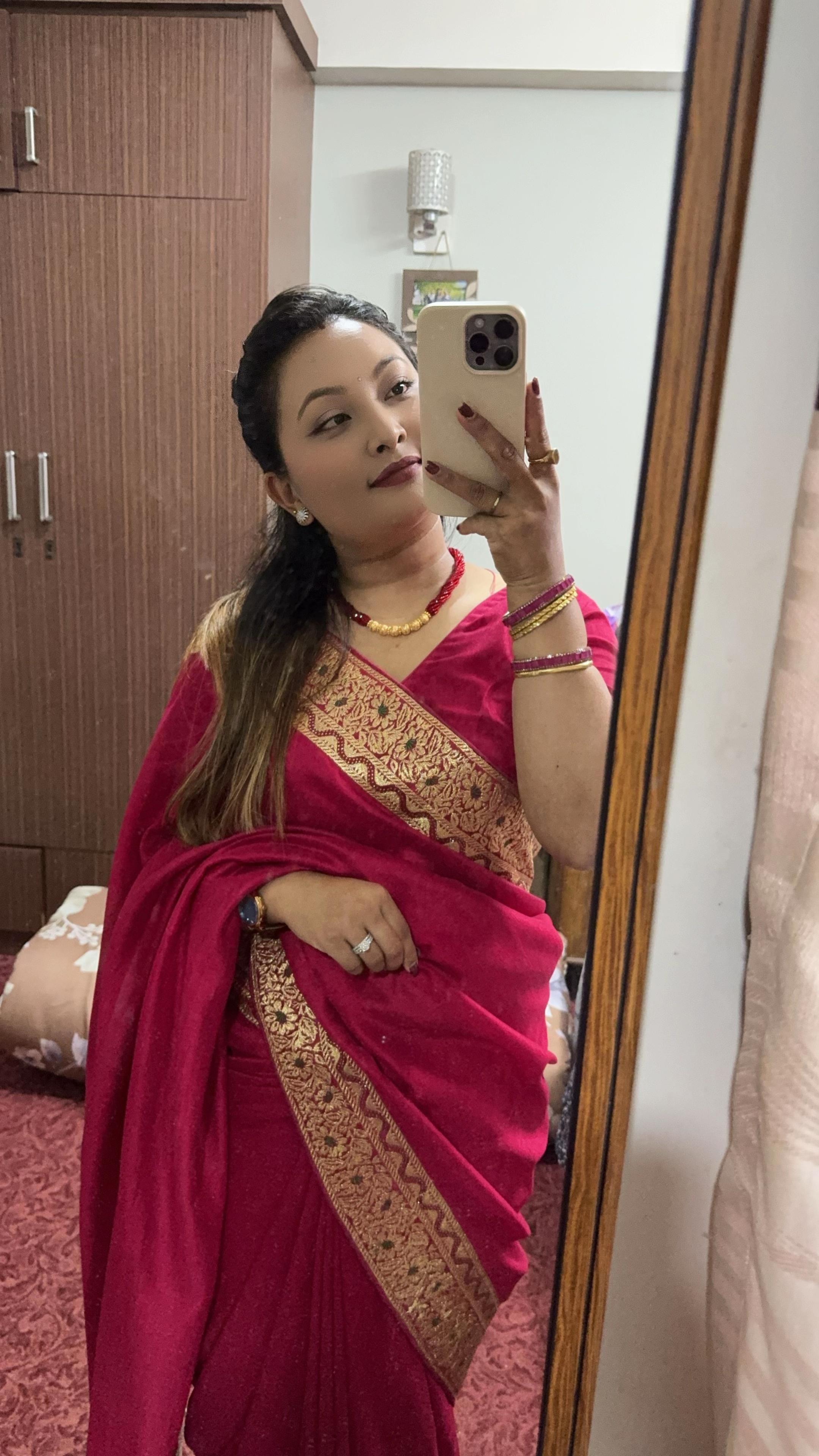 @एलीशा🧿🌸