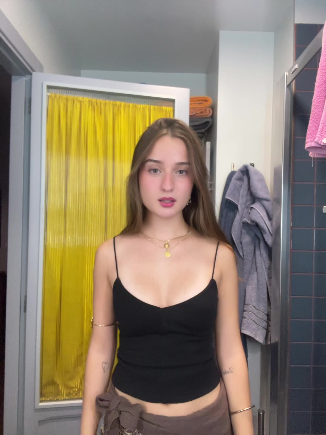 @𝐀𝐧𝐧𝐚🥀