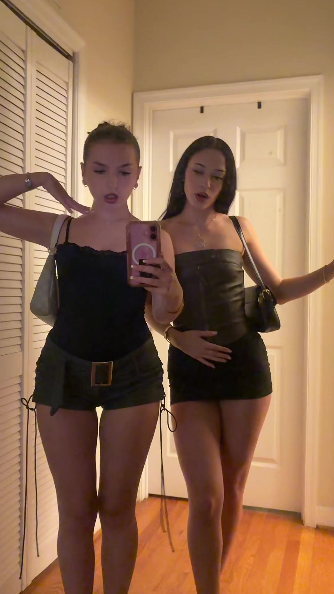 @Ella