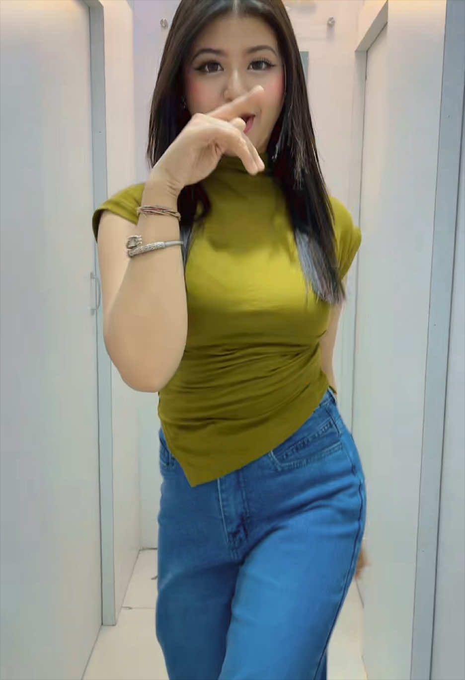 @SruteeMhrz