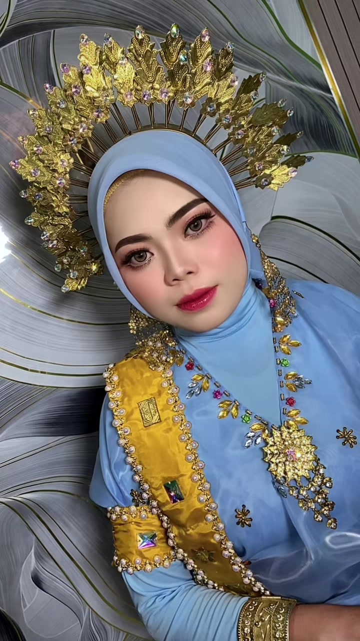 @hermawatimakeuphairdo,MUABone