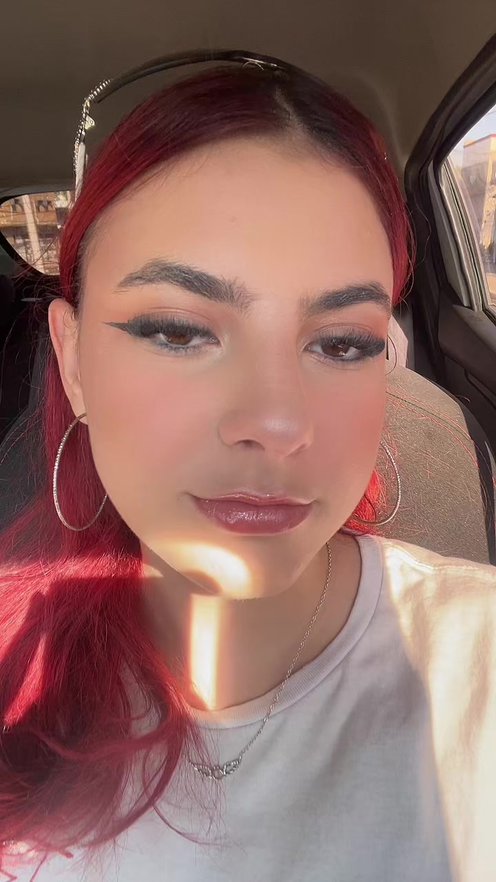 @xovana ☀️