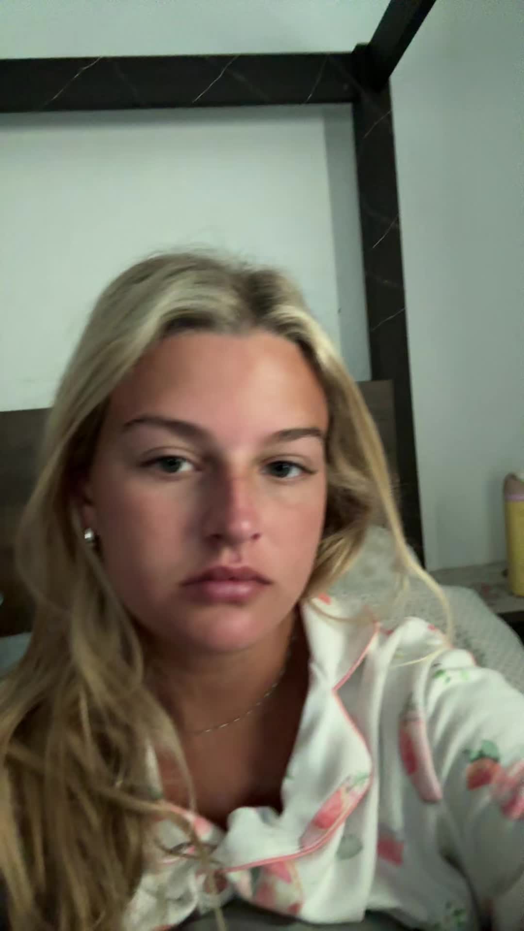 @molliemcroberts