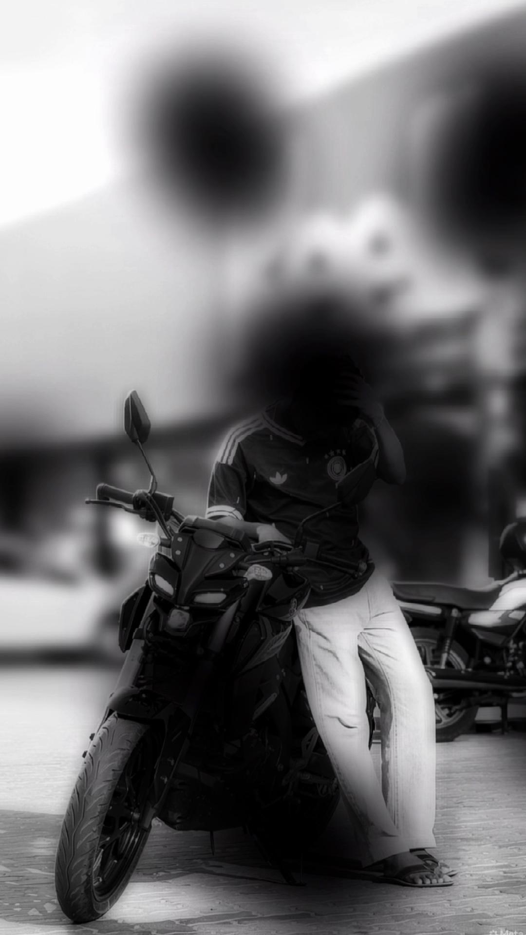 @𝙎𝙞𝙢𝙗𝙝𝙪𝙪 🧃