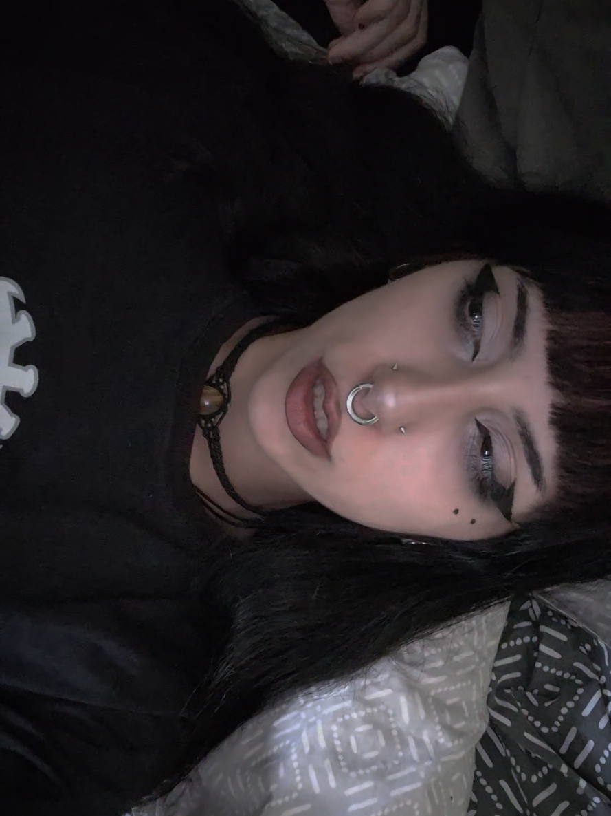 @𝕯𝖔𝖑𝖑'𝖘 𝖗𝖔𝖚𝖙𝖎𝖓𝖊.