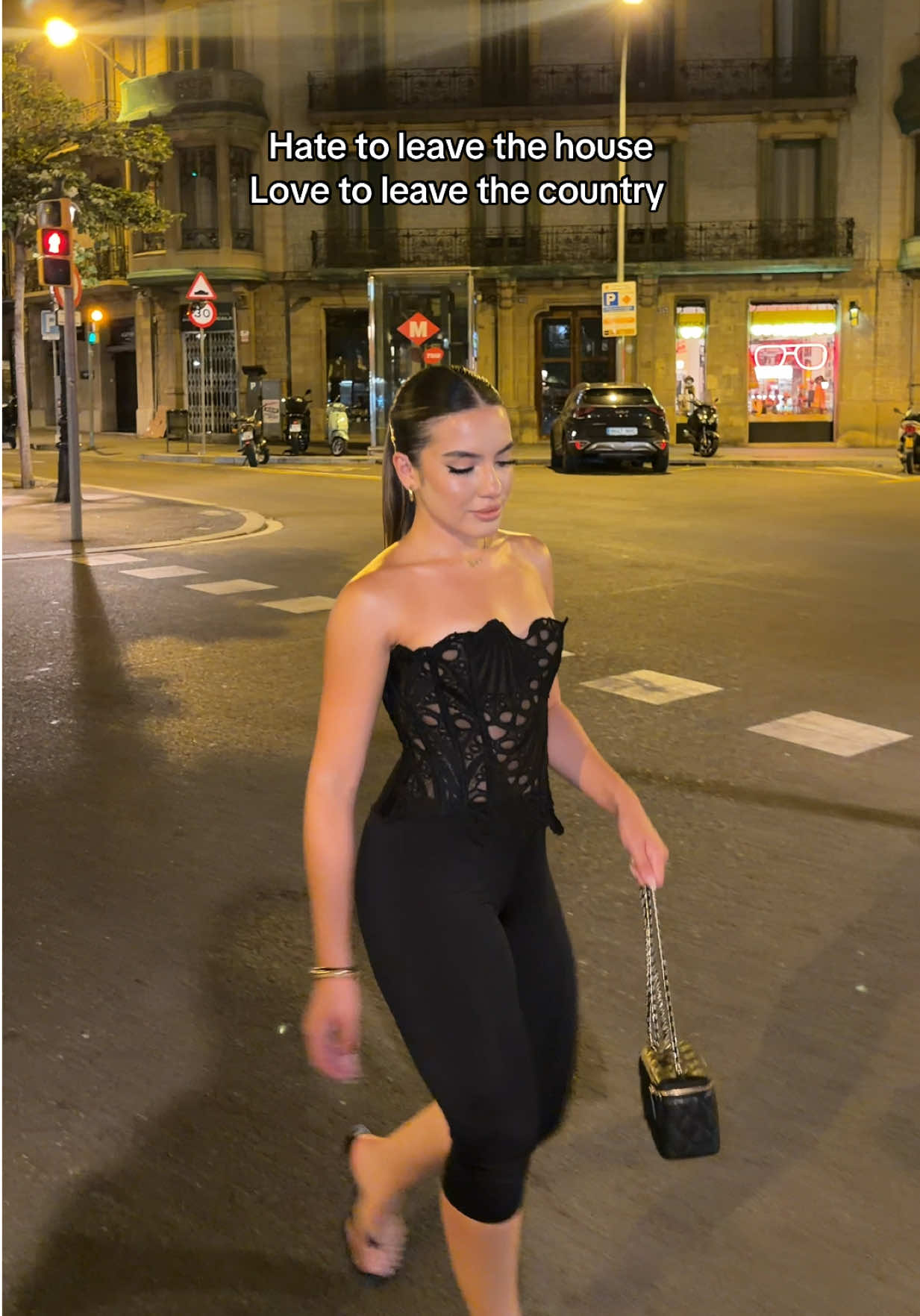 @Anaisha