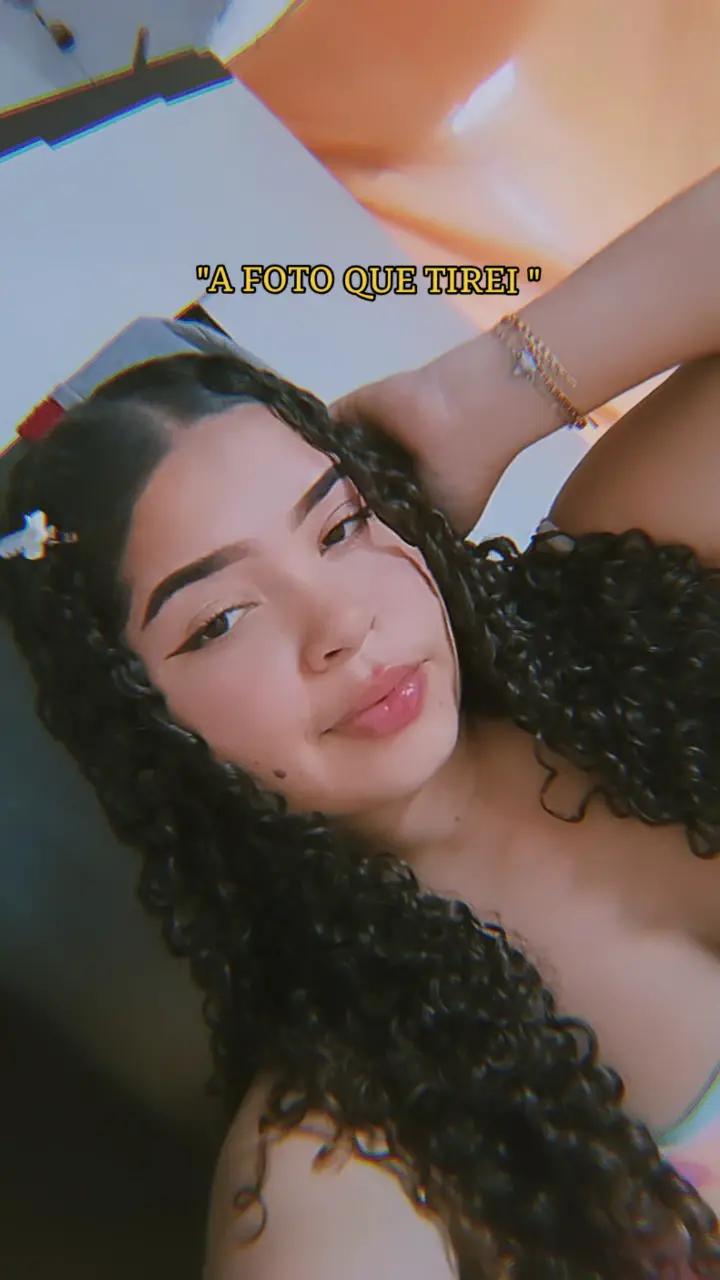 @𝙰𝚗𝚊𝚑🎀
